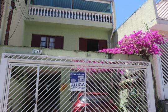 Plaquinha de casa para alugar com 1 quarto, 100m² em Santa Maria, São Caetano do Sul