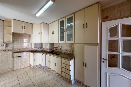 Apartamento à venda com 3 quartos, 130m² em Pinheiros, São Paulo