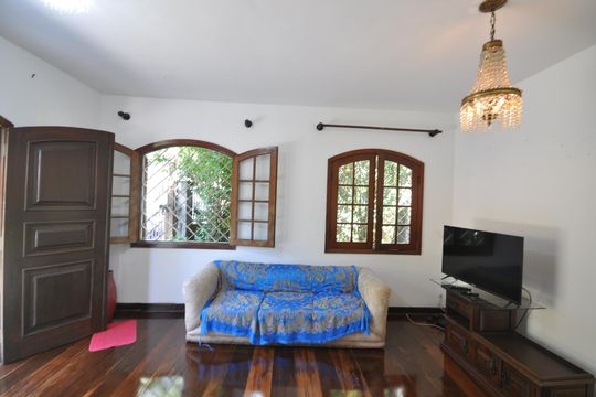 Sala de casa para alugar com 3 quartos, 999m² em Vila Albertina, São Paulo