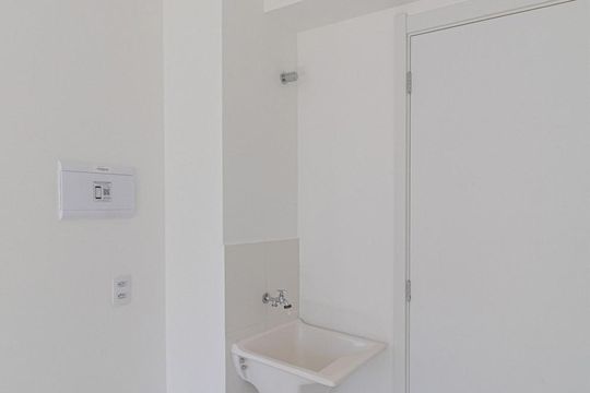 Área de Serviço de apartamento para alugar com 2 quartos, 32m² em Vila Carmosina, São Paulo