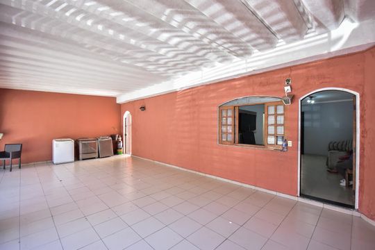 Garagem de casa à venda com 3 quartos, 86m² em Parque Monte Alegre, Taboão da Serra