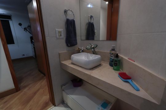 Banheiro Social de apartamento à venda com 3 quartos, 117m² em Vila Prudente, São Paulo