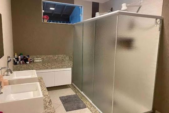 Casa à venda com 3 quartos, 210m² em Parque Residencial Almerinda Chaves, Jundiaí