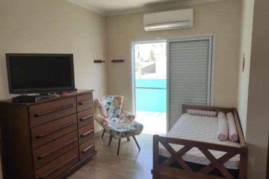 Casa à venda com 3 quartos, 185m² em Jardim Carolina, Jundiaí