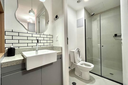 Banheiro de kitnet/studio à venda com 1 quarto, 29m² em Vila Clementino, São Paulo
