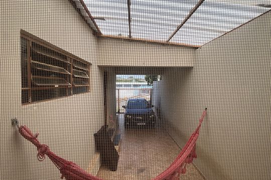 VIsta Quarto 1 de casa à venda com 3 quartos, 225m² em Parque Taquaral, Campinas