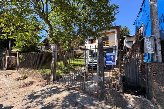 placa fachada de casa à venda com 2 quartos, 90m² em Santa Teresa, São Leopoldo