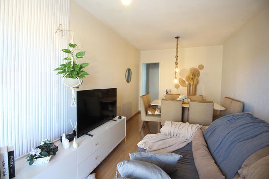 Sala de apartamento à venda com 2 quartos, 63m² em Taquara, Rio de Janeiro