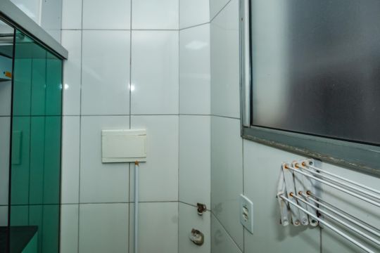 Área de Serviço de apartamento para alugar com 2 quartos, 44m² em Itatiaia, Belo Horizonte