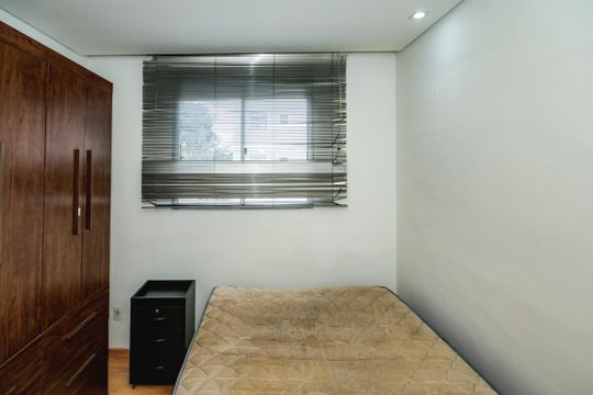 Quarto 1 de apartamento para alugar com 2 quartos, 44m² em Itatiaia, Belo Horizonte