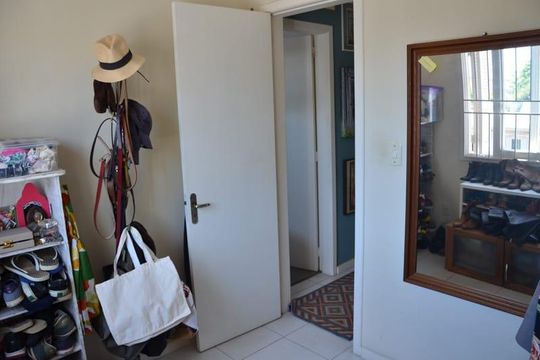 Quarto 2 de casa de condomínio para alugar com 2 quartos, 99m² em Tristeza, Porto Alegre