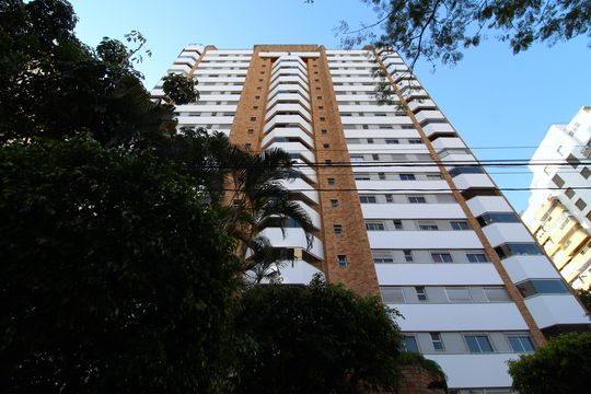 Fachada do Prédio de apartamento à venda com 3 quartos, 187m² em Indianópolis, São Paulo