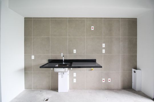 Cozinha de apartamento à venda com 2 quartos, 80m² em Itaim Bibi, São Paulo
