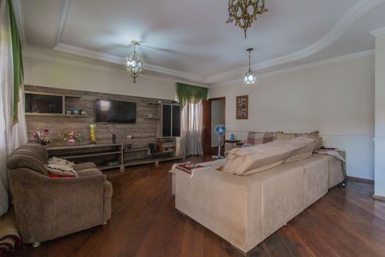Casa para alugar com 3 quartos, 500m² em Vila Nossa Senhora das Vitorias, Mauá