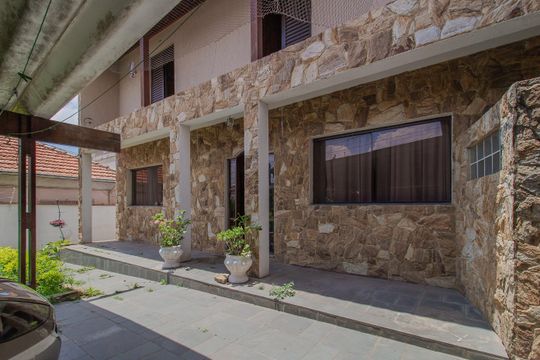 Garagem de casa para alugar com 3 quartos, 500m² em Vila Nossa Senhora das Vitorias, Mauá