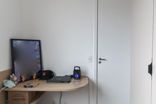 Quarto 2 de apartamento à venda com 2 quartos, 34m² em Vila Carmosina, São Paulo