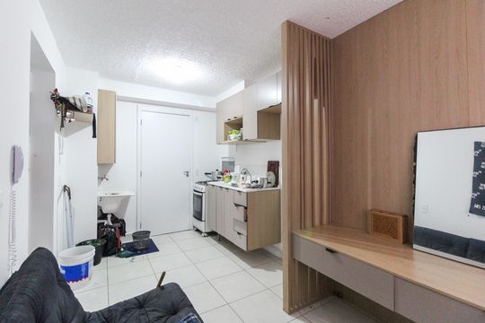 Sala de apartamento à venda com 2 quartos, 34m² em Vila Carmosina, São Paulo