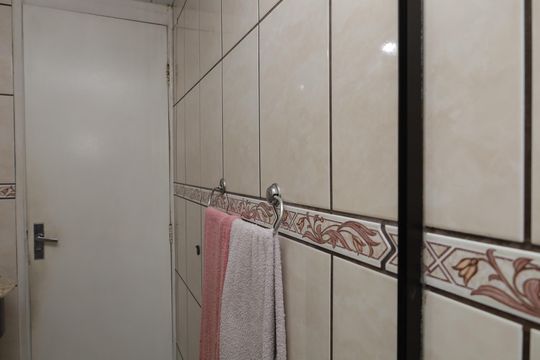 Banheiro de apartamento à venda com 3 quartos, 72m² em Cidade Antônio Estêvão de Carvalho, São Paulo