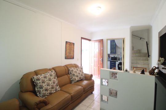 Casa de Condomínio à venda com 2 quartos, 49m² em Vila Inglesa, São Paulo