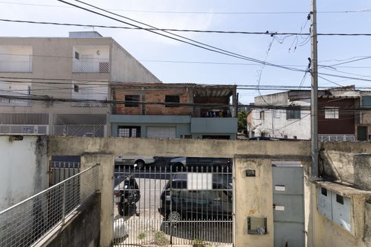 Vista do Quarto da Casa 1 de casa à venda com 2 quartos, 200m² em Vila Caraguatá, São Paulo