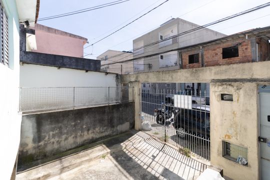 Garagem da Casa 1 de casa à venda com 2 quartos, 200m² em Vila Caraguatá, São Paulo