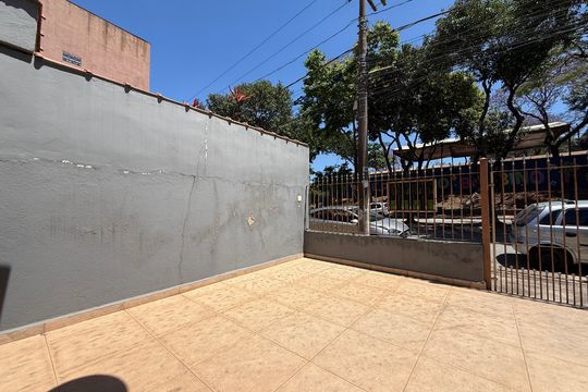 Garagem de casa para alugar com 1 quarto, 80m² em Jardim Munhoz, Guarulhos