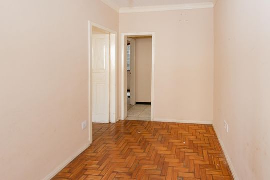 Sala de casa à venda com 3 quartos, 105m² em Bonfim, Belo Horizonte