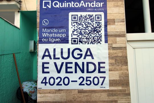 Placa de apartamento para alugar com 2 quartos, 70m² em Irajá, Rio de Janeiro