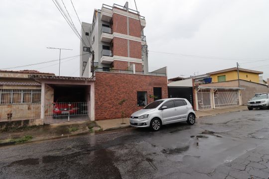 Fachada de apartamento à venda com 2 quartos, 69m² em Jardim Ocara, Santo André