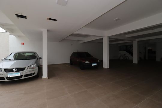 Garagem de apartamento à venda com 2 quartos, 69m² em Jardim Ocara, Santo André