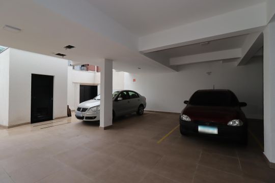 Garagem de apartamento à venda com 2 quartos, 69m² em Jardim Ocara, Santo André