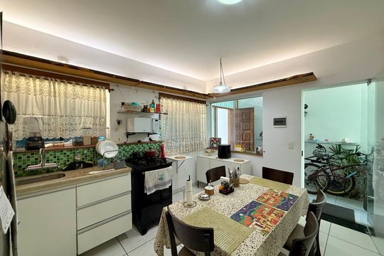 Cozinha  de casa para alugar com 3 quartos, 148m² em Santo Amaro, São Paulo