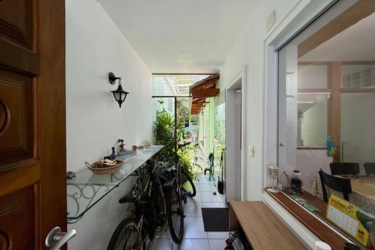 Entrada Casa de casa para alugar com 3 quartos, 148m² em Santo Amaro, São Paulo