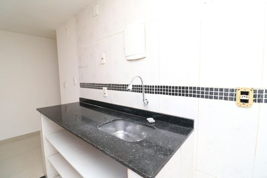 Cozinha de apartamento para alugar com 2 quartos, 70m² em Ilha do Governador, Rio de Janeiro