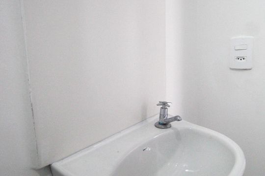 Banheiro Social de apartamento para alugar com 2 quartos, 36m² em Vila Plana, São Paulo