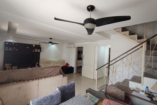 Casa de Condomínio para alugar com 4 quartos, 166m² em Freguesia (jacarepaguá), Rio de Janeiro