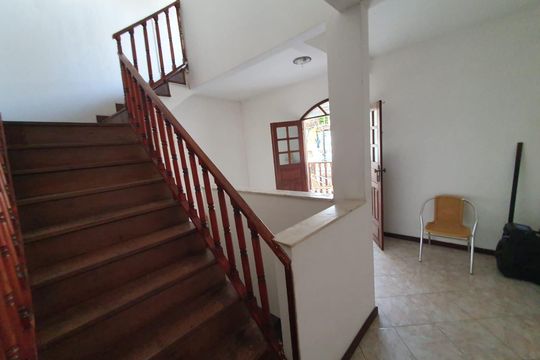 Escada de casa para alugar com 4 quartos, 239m² em Santo Antônio Além do Carmo, Salvador