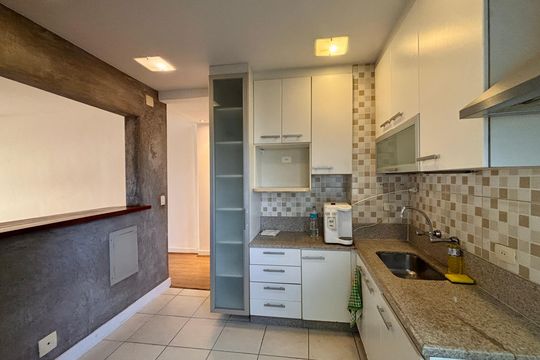 Cozinha de apartamento à venda com 3 quartos, 100m² em Botafogo, Rio de Janeiro