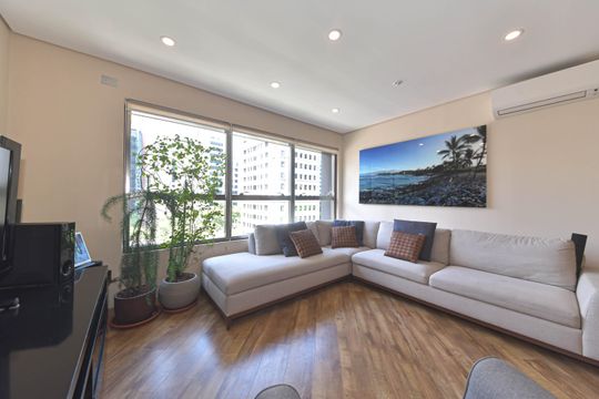 Sala de apartamento para alugar com 2 quartos, 70m² em Cidade Monções, São Paulo