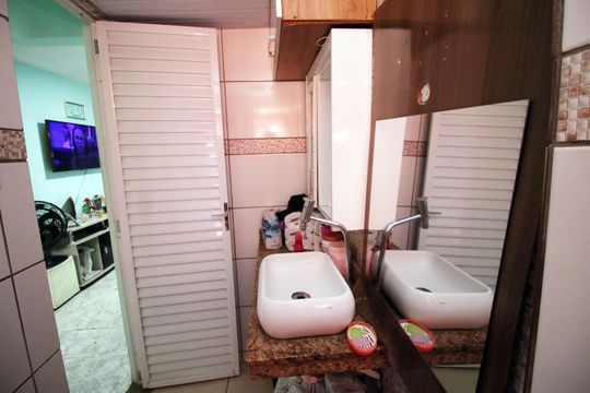 Banheiro de apartamento à venda com 2 quartos, 36m² em Penha Circular, Rio de Janeiro