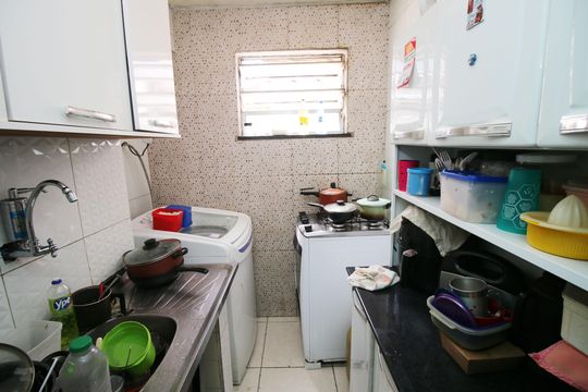 Cozinha de apartamento à venda com 2 quartos, 36m² em Penha Circular, Rio de Janeiro