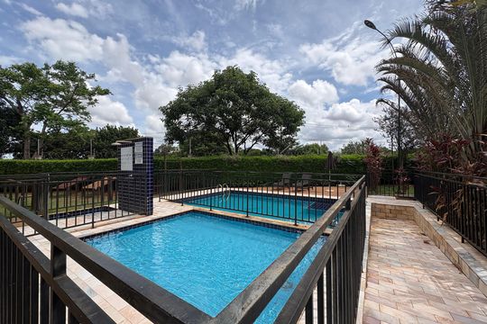Área comum - Piscina de apartamento para alugar com 2 quartos, 45m² em Conjunto Habitacional Jardim das Palmeiras, Ribeirão Preto