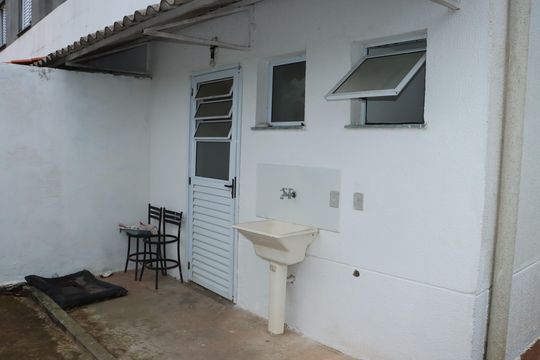 Área de Serviço de apartamento para alugar com 2 quartos, 57m² em Vila Monte Serrat, Cotia