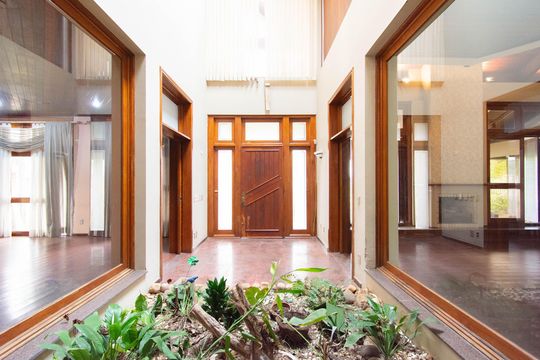 Casa à venda com 4 quartos, 630m² em Jardim do Lago, Canoas