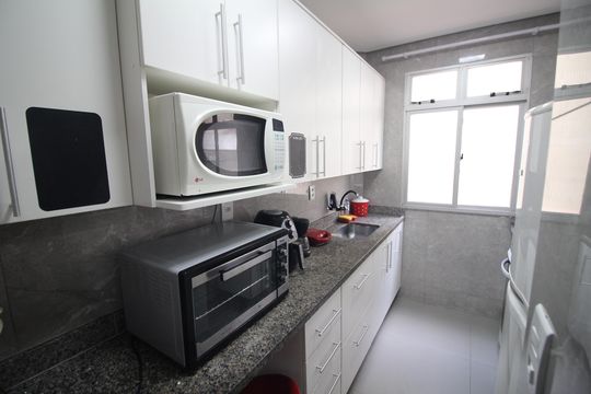 Cozinha de apartamento para alugar com 3 quartos, 54m² em Eldorado, Contagem