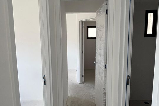 Corredor de apartamento à venda com 2 quartos, 54m² em Parque das Nações, Santo André