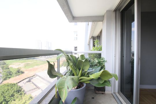 Sacada Suíte de apartamento à venda com 3 quartos, 217m² em Paraíso do Morumbi, São Paulo