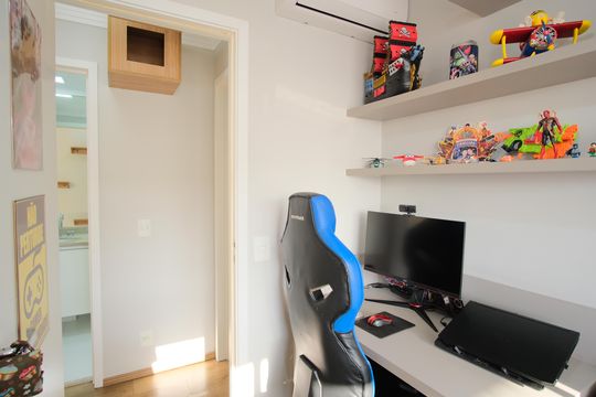 Quarto de apartamento à venda com 2 quartos, 69m² em Vila Aricanduva, São Paulo
