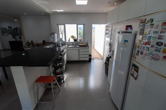 COZINHA de casa à venda com 3 quartos, 200m² em Jardim Santa Genebra, Campinas