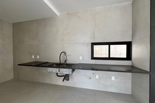 Cozinha de casa de condomínio à venda com 3 quartos, 230m² em Recreio dos Bandeirantes, Rio de Janeiro